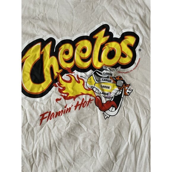 Cheetos Flamin Hot Graphic Tee By Fruit Of The Loom Large 100% Cotton Cream Whit - Picture 6 of 7